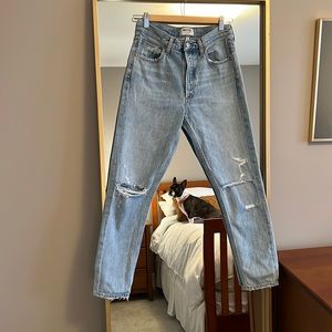 AGOLDE Jamie High Rise Classic denim in color “Shakedown”. Size 26. Like new.